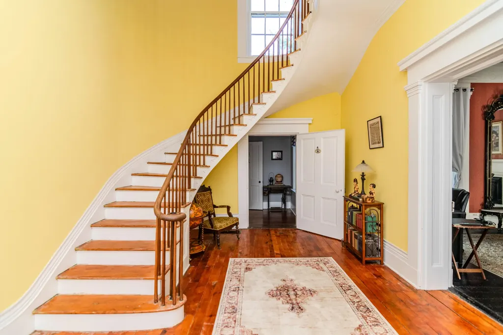 1001 Main Street Millersburg KY 40348