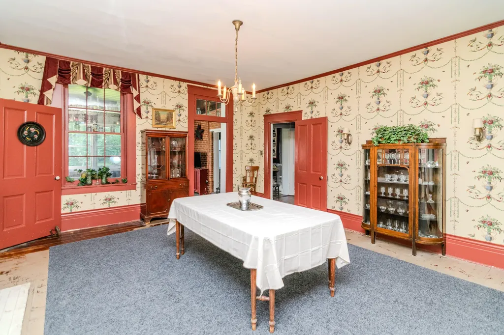 1001 Main Street Millersburg KY 40348