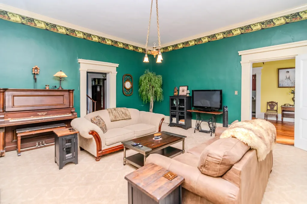 1001 Main Street Millersburg KY 40348