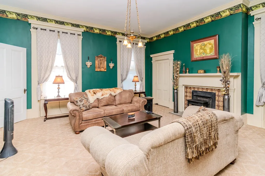 1001 Main Street Millersburg KY 40348