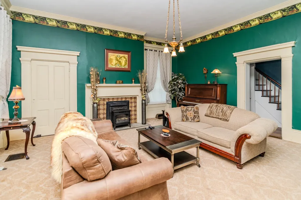 1001 Main Street Millersburg KY 40348