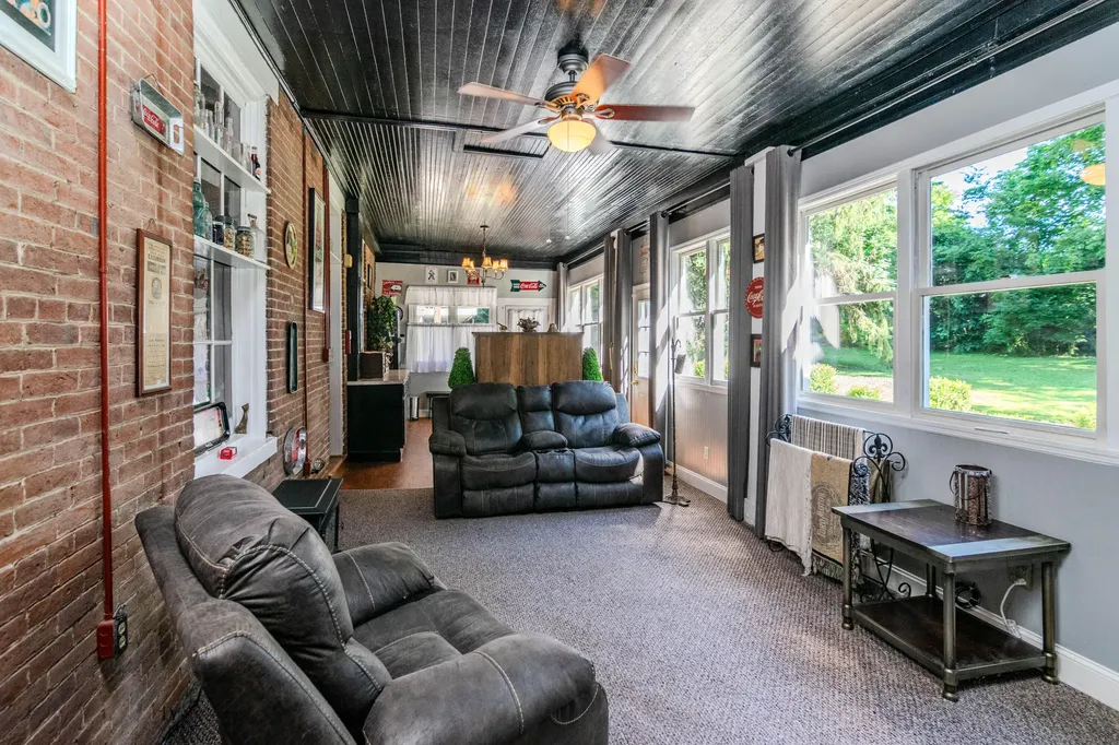 1001 Main Street Millersburg KY 40348