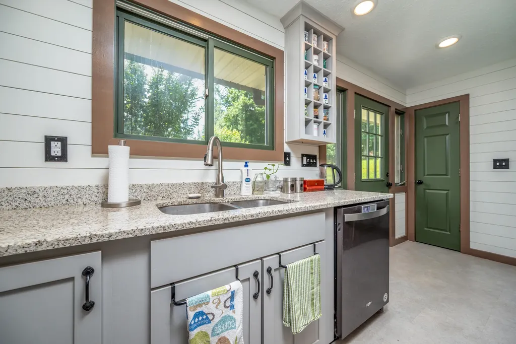 451 N Wilson Avenue Morehead KY 40351
