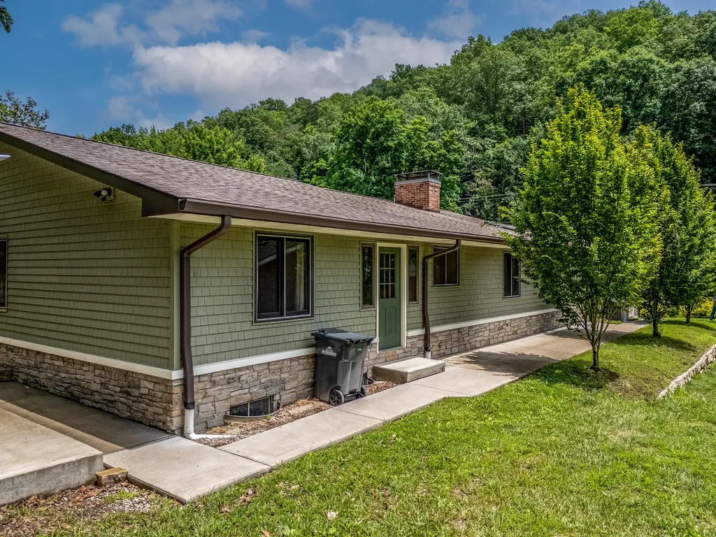 451 N Wilson Avenue Morehead KY 40351