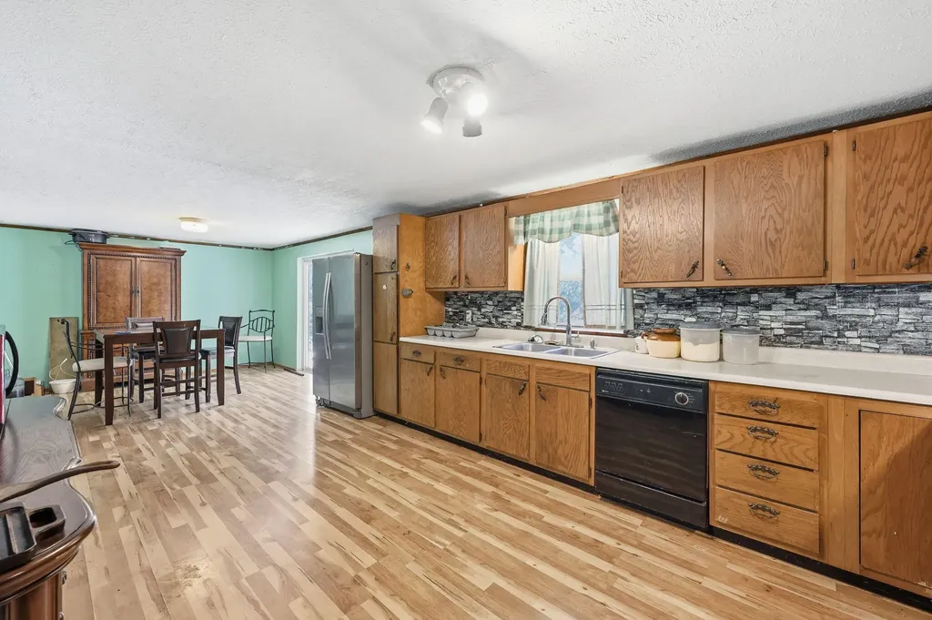 110 Ebon Road Wellington KY 40387