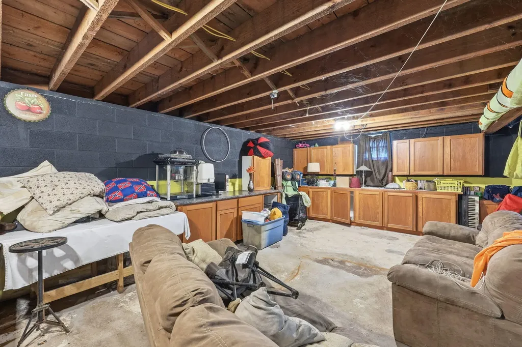 110 Ebon Road Wellington KY 40387