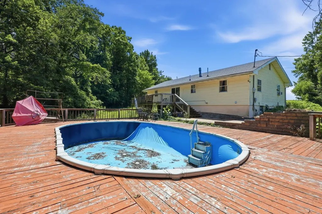 110 Ebon Road Wellington KY 40387