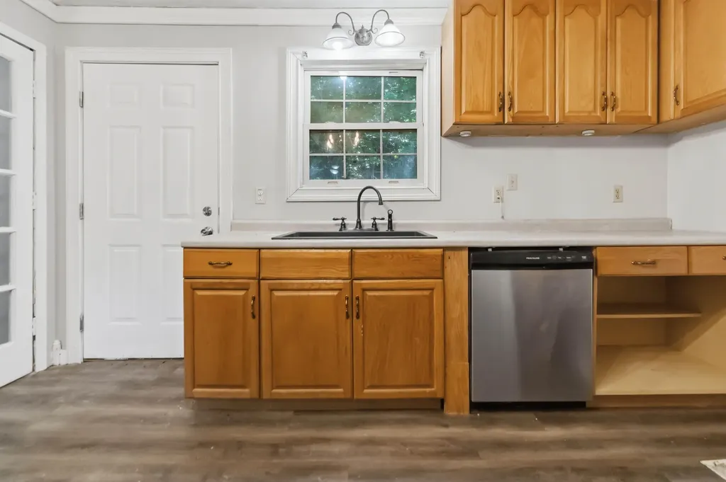3301 Ky-39 Crab Orchard KY 40419