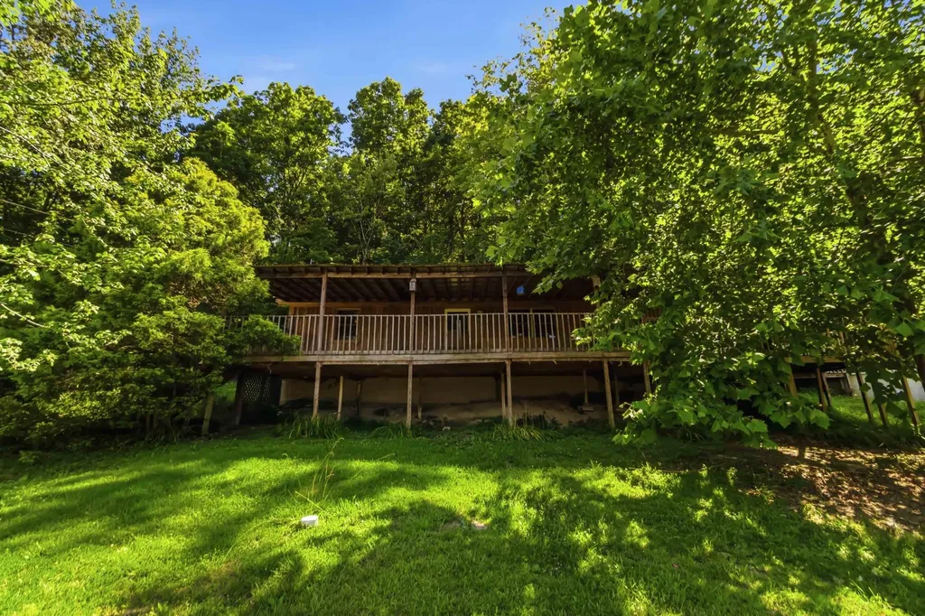 3301 Ky-39 Crab Orchard KY 40419