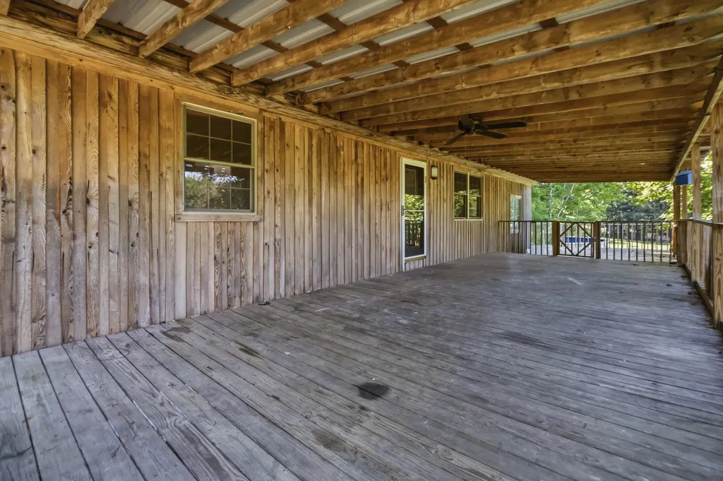 3301 Ky-39 Crab Orchard KY 40419