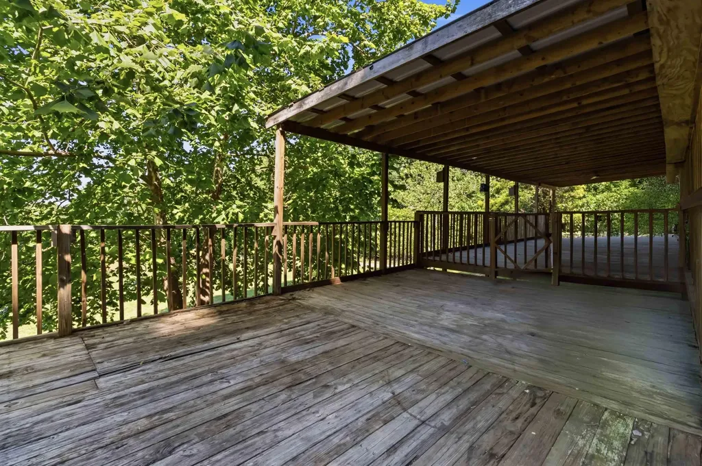 3301 Ky-39 Crab Orchard KY 40419