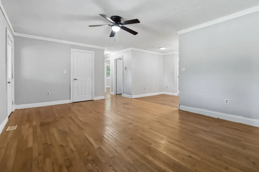 3301 Ky-39 Crab Orchard KY 40419