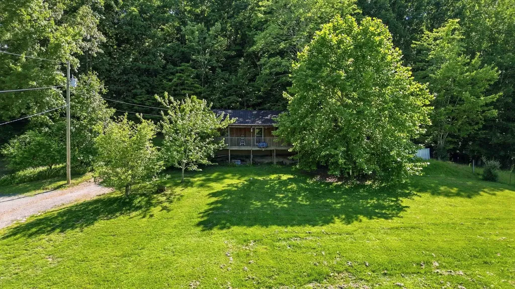 3301 Ky-39 Crab Orchard KY 40419