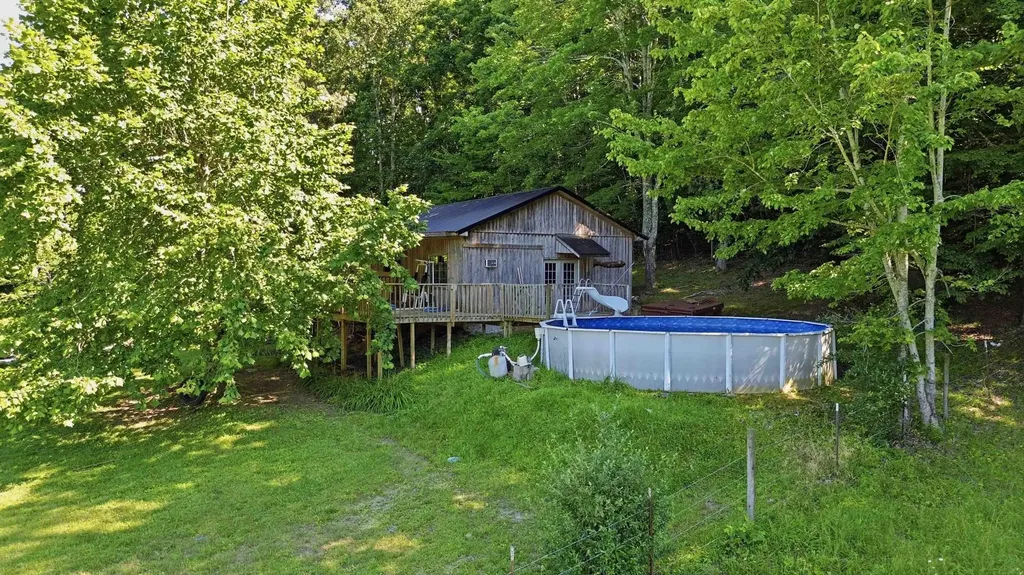 3301 Ky-39 Crab Orchard KY 40419
