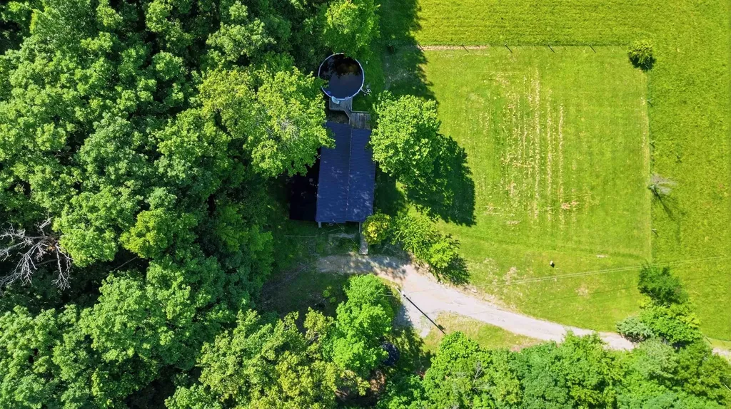 3301 Ky-39 Crab Orchard KY 40419