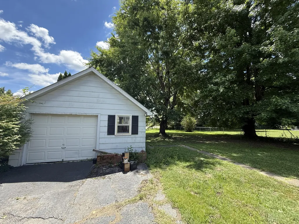 100 West Street Brodhead KY 40409