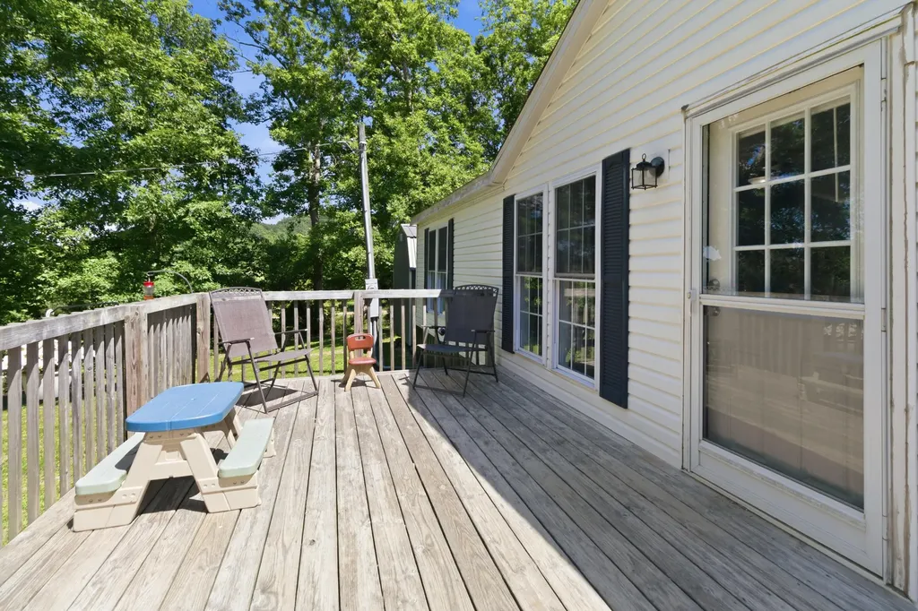 190 Geneva-mckinney Road Stanford KY 40484