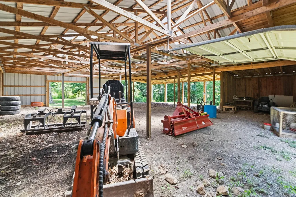 190 Geneva-mckinney Road Stanford KY 40484