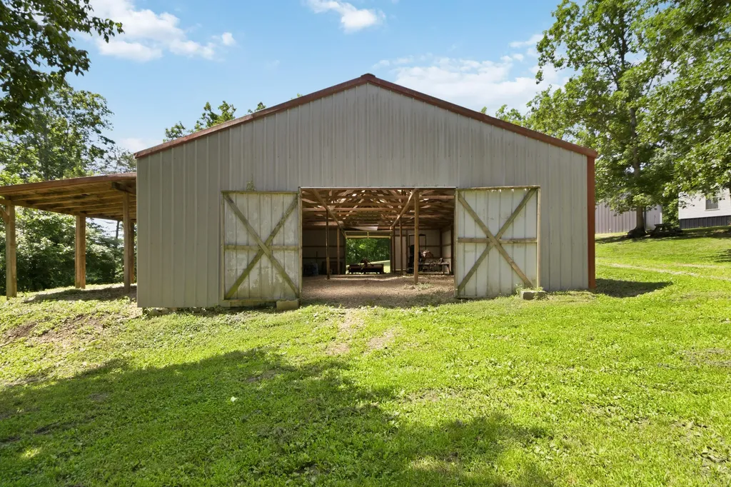 190 Geneva-mckinney Road Stanford KY 40484