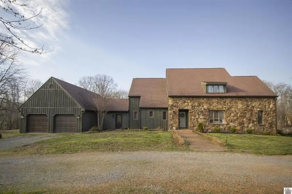 340 Mcintosh Road Hickory KY 42051