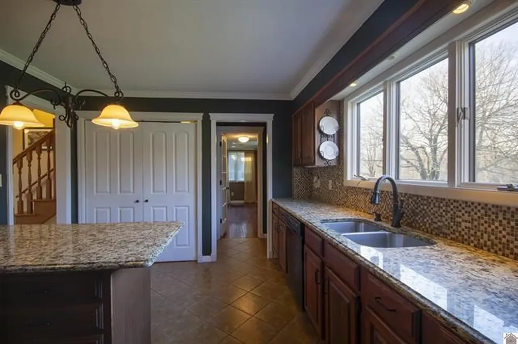 340 Mcintosh Road Hickory KY 42051