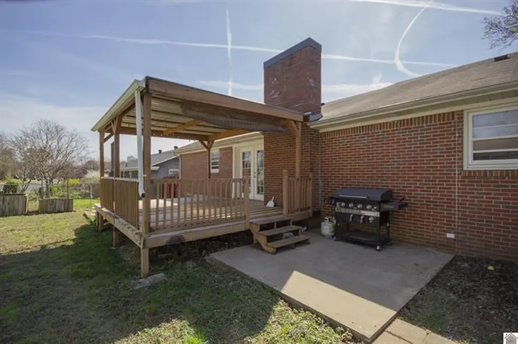 1656 College Terrace Murray KY 42071