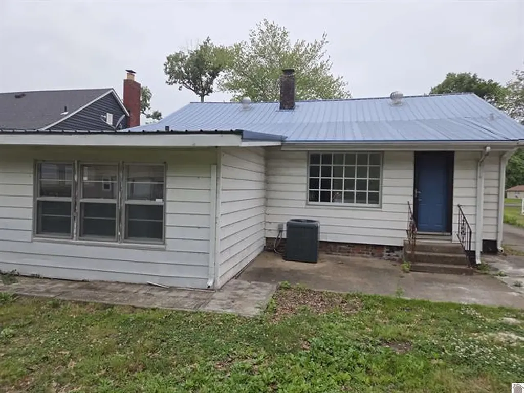 962 Husband Road Paducah KY 42003