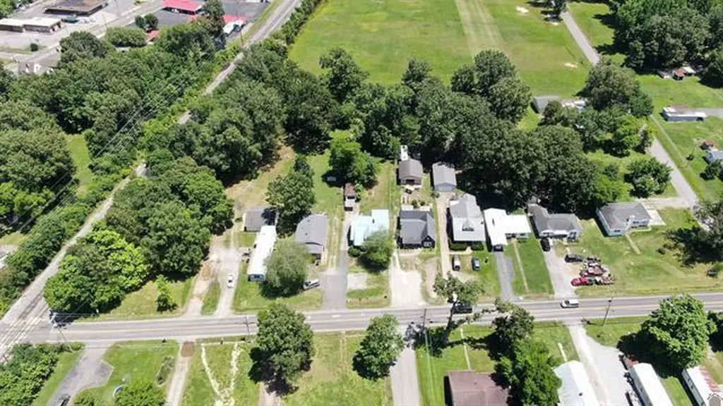 962 Husband Road Paducah KY 42003