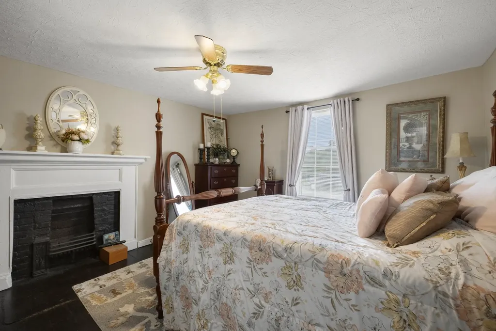 828 E Main Street Stanford KY 40484
