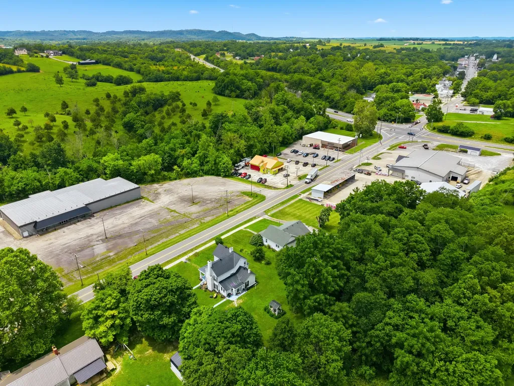 828 E Main Street Stanford KY 40484