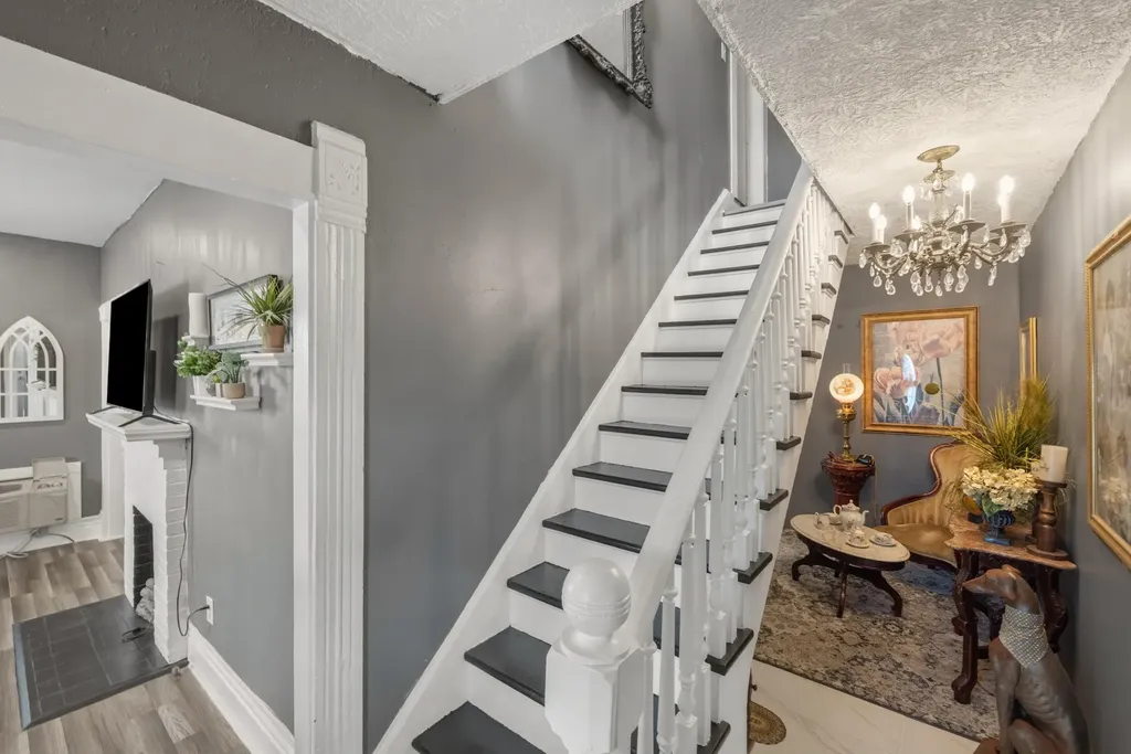 828 E Main Street Stanford KY 40484