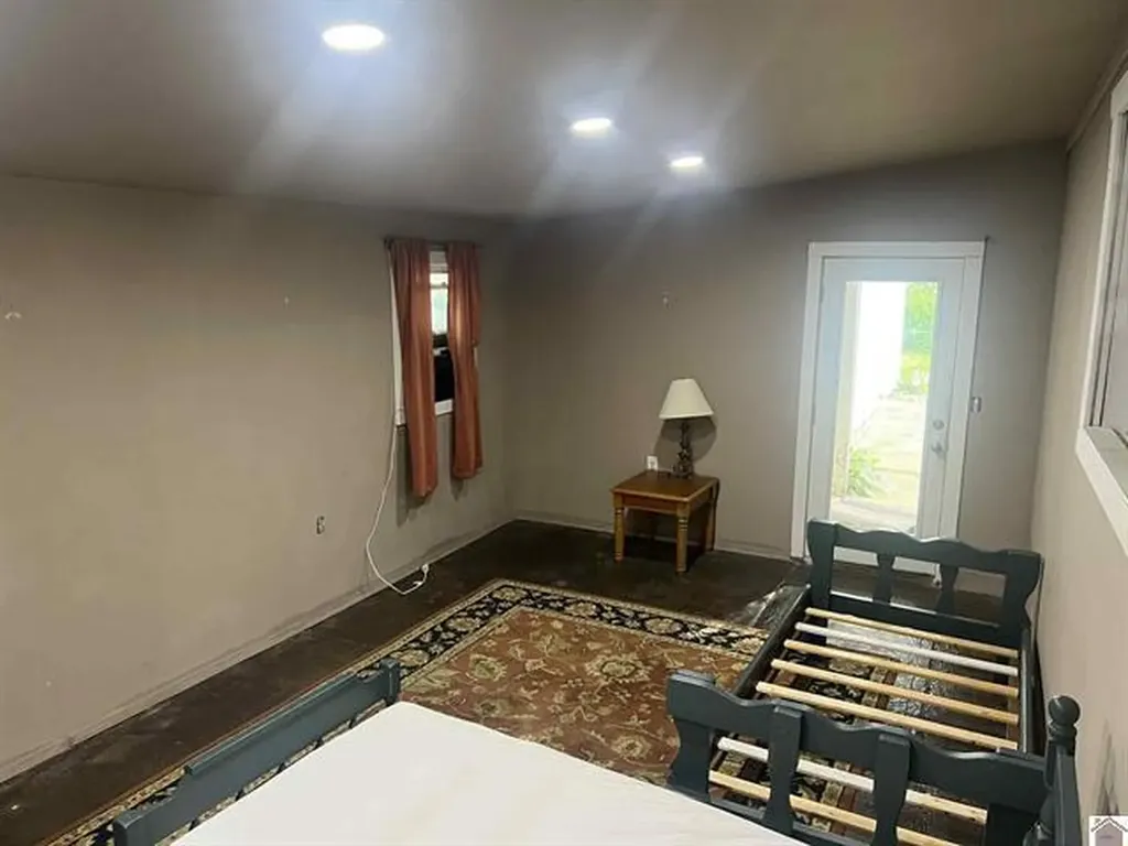 2237 Little Cypress Road Calvert City KY 42029