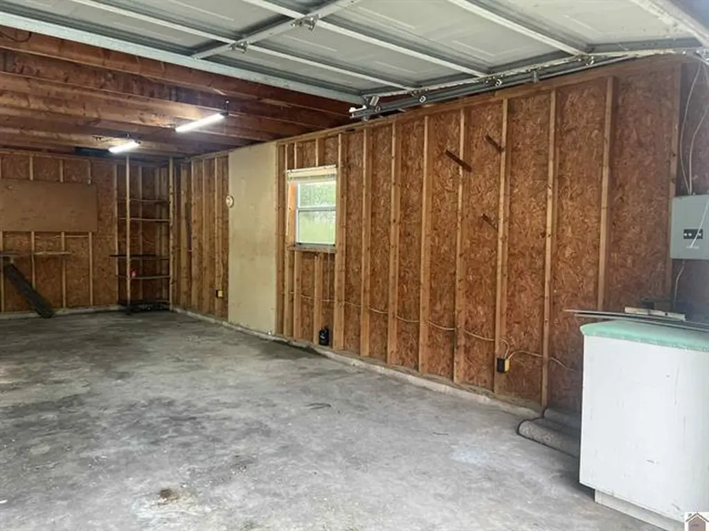 2237 Little Cypress Road Calvert City KY 42029