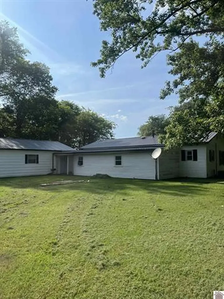 2237 Little Cypress Road Calvert City KY 42029