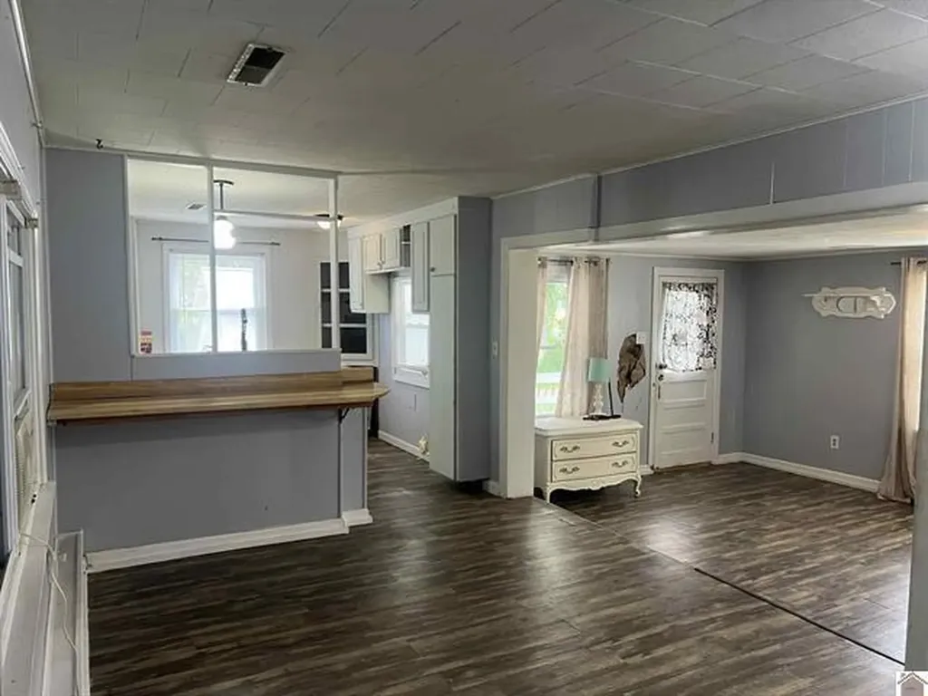 2237 Little Cypress Road Calvert City KY 42029