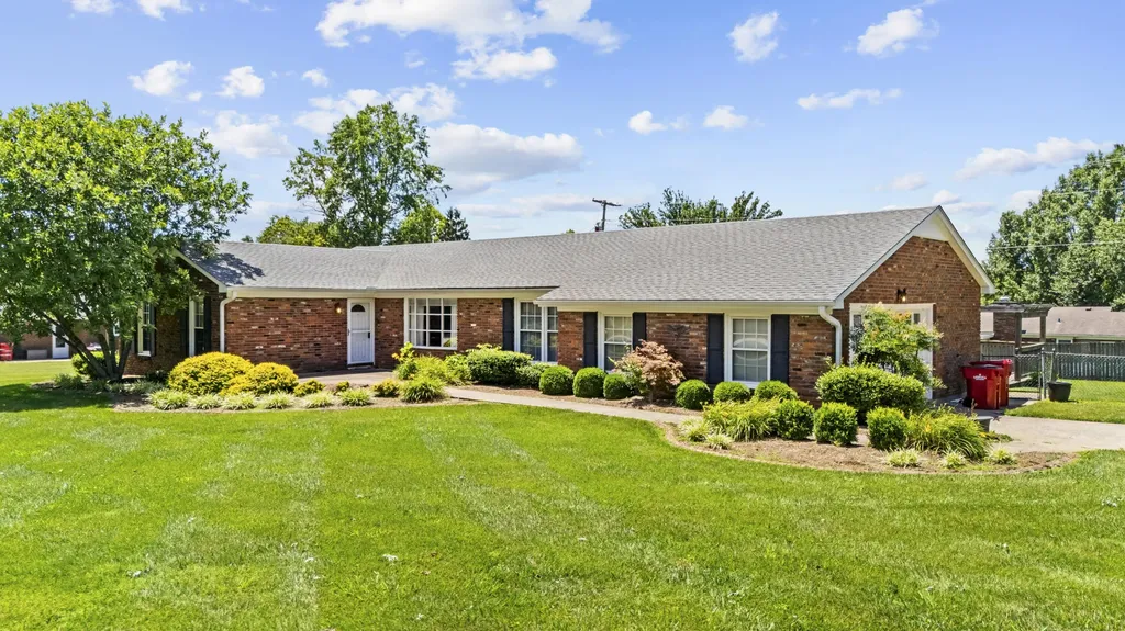 839 Springhill Lane Frankfort KY 40601