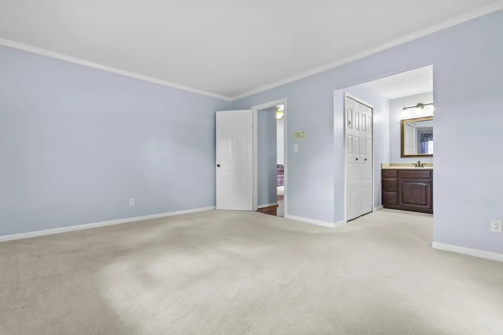839 Springhill Lane Frankfort KY 40601