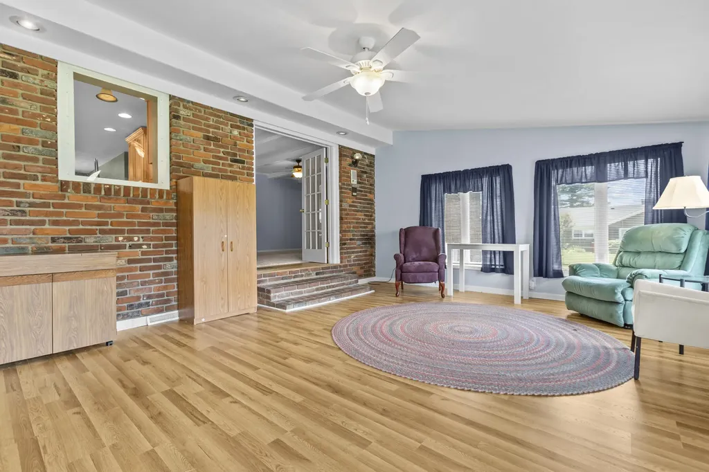 839 Springhill Lane Frankfort KY 40601
