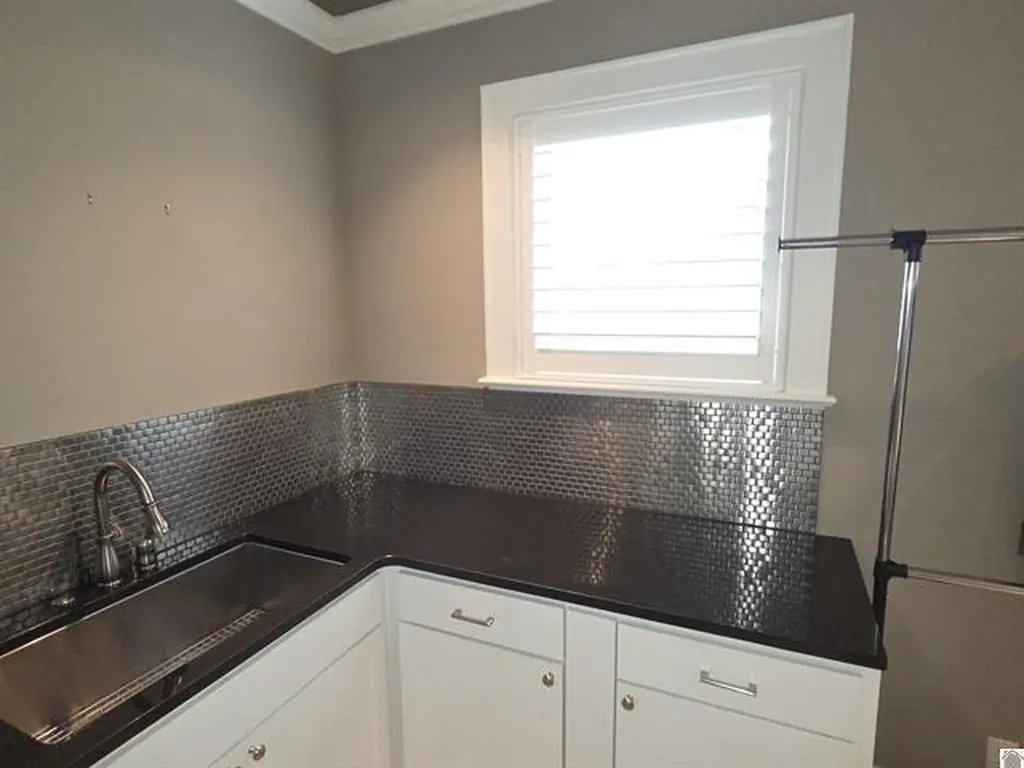 715 Woodland Drive Paducah KY 42001