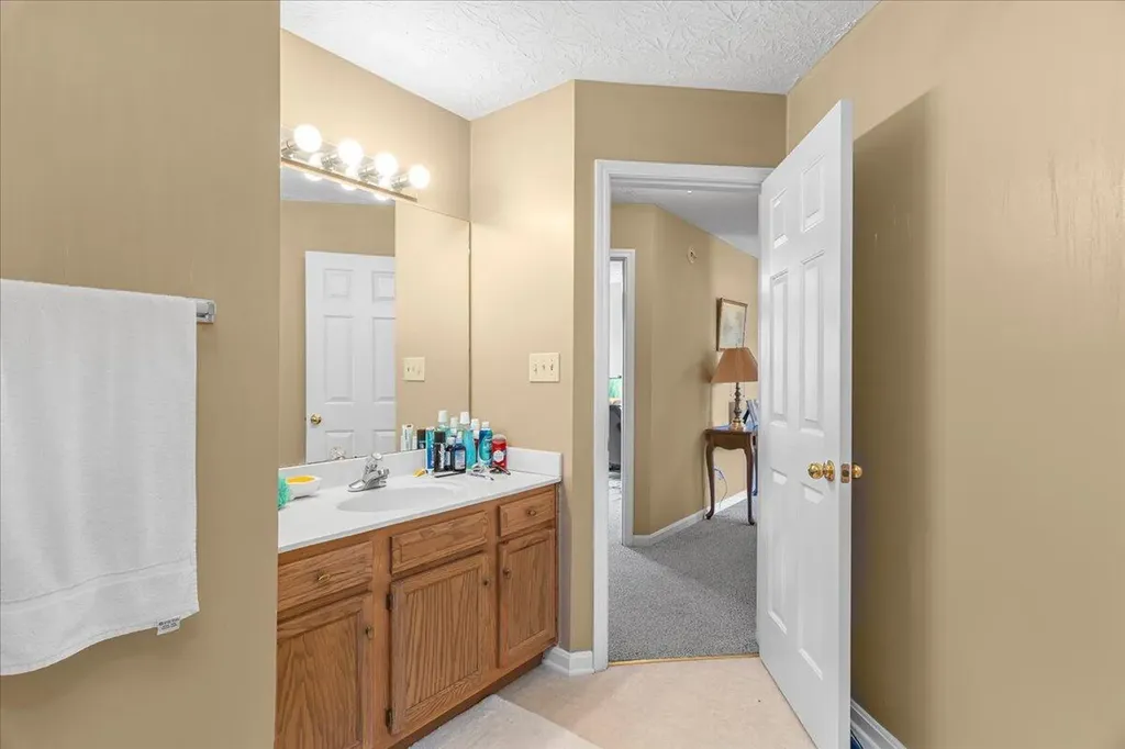 3141 Roundway Down Lane Lexington KY 40509