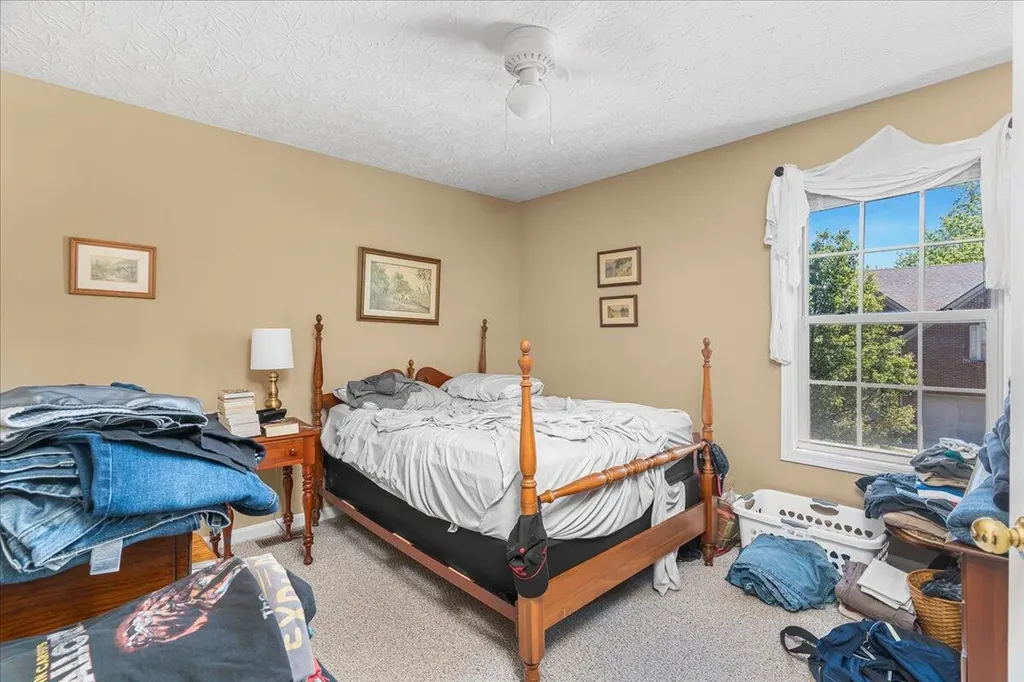 3141 Roundway Down Lane Lexington KY 40509