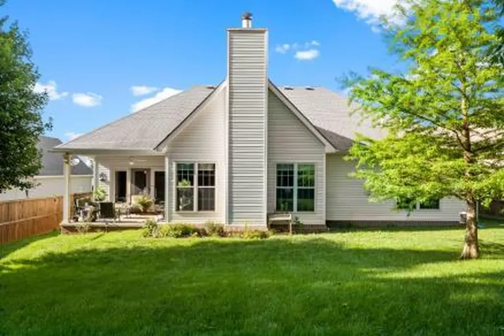 143 Ferguson Lane Georgetown KY 40324