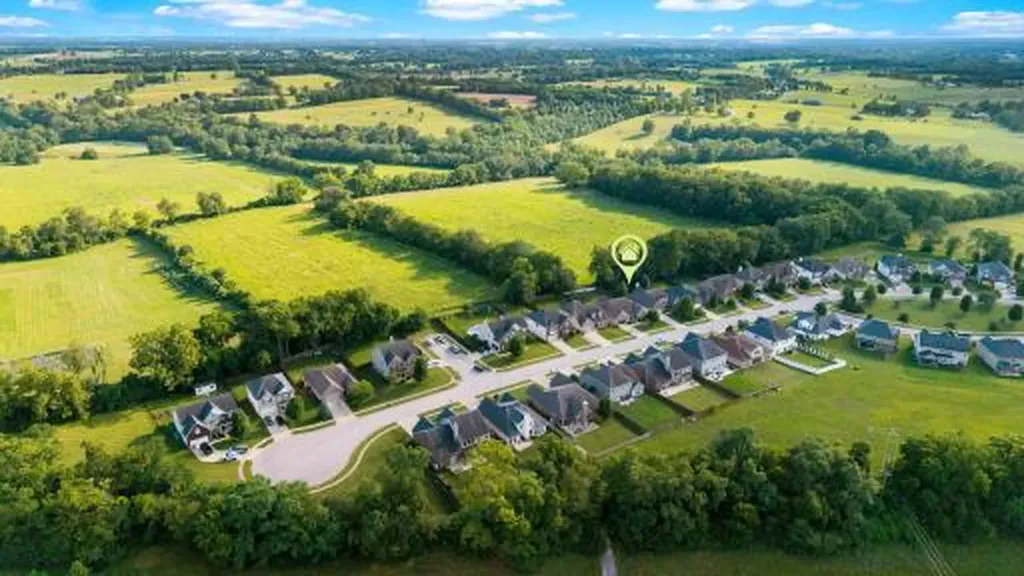 143 Ferguson Lane Georgetown KY 40324