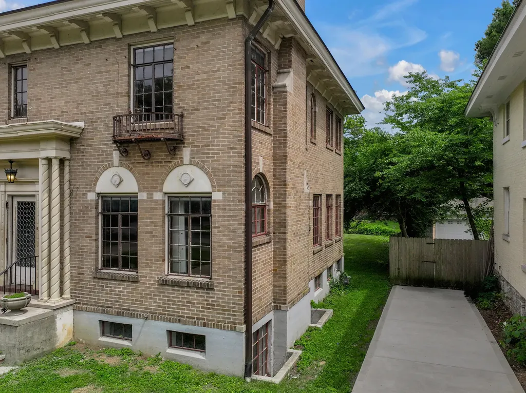 204 S Hanover Avenue Lexington KY 40502