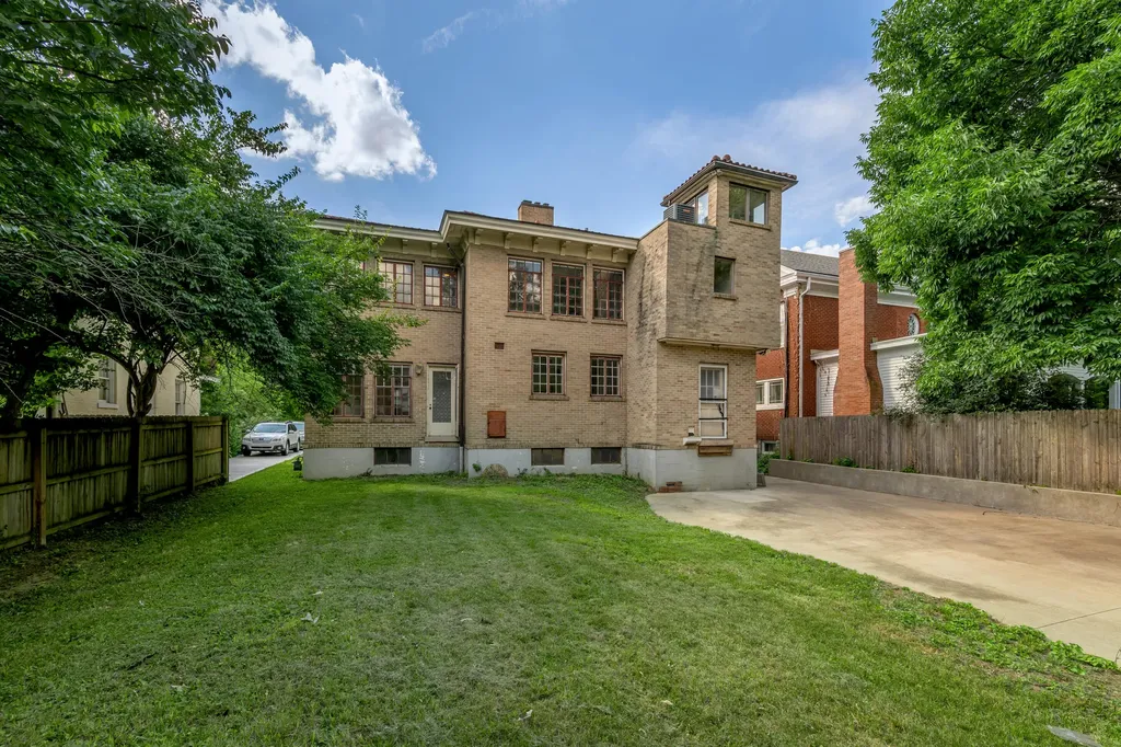 204 S Hanover Avenue Lexington KY 40502