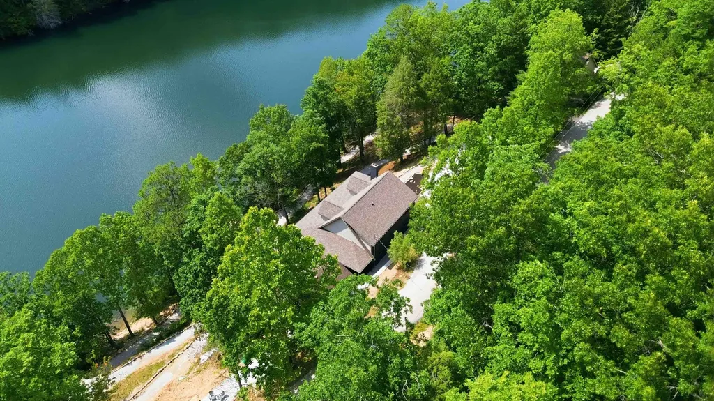 1464 Hawk Ridge Road London KY 40741