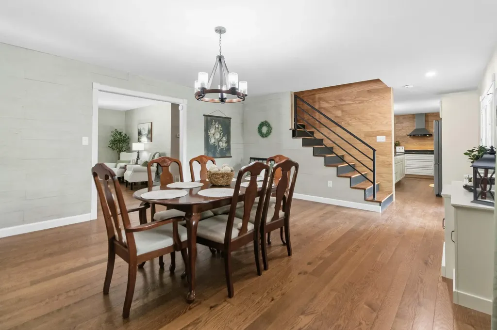 1464 Hawk Ridge Road London KY 40741