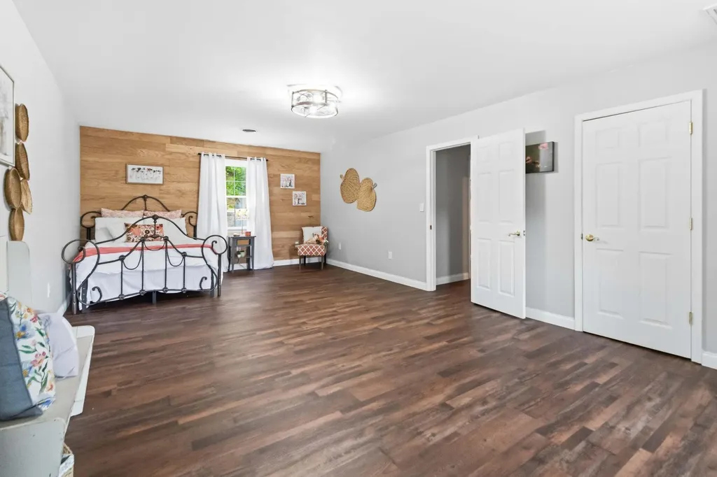 1464 Hawk Ridge Road London KY 40741