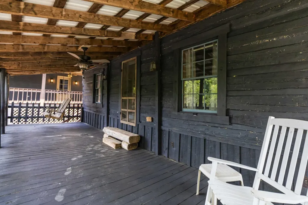 1464 Hawk Ridge Road London KY 40741