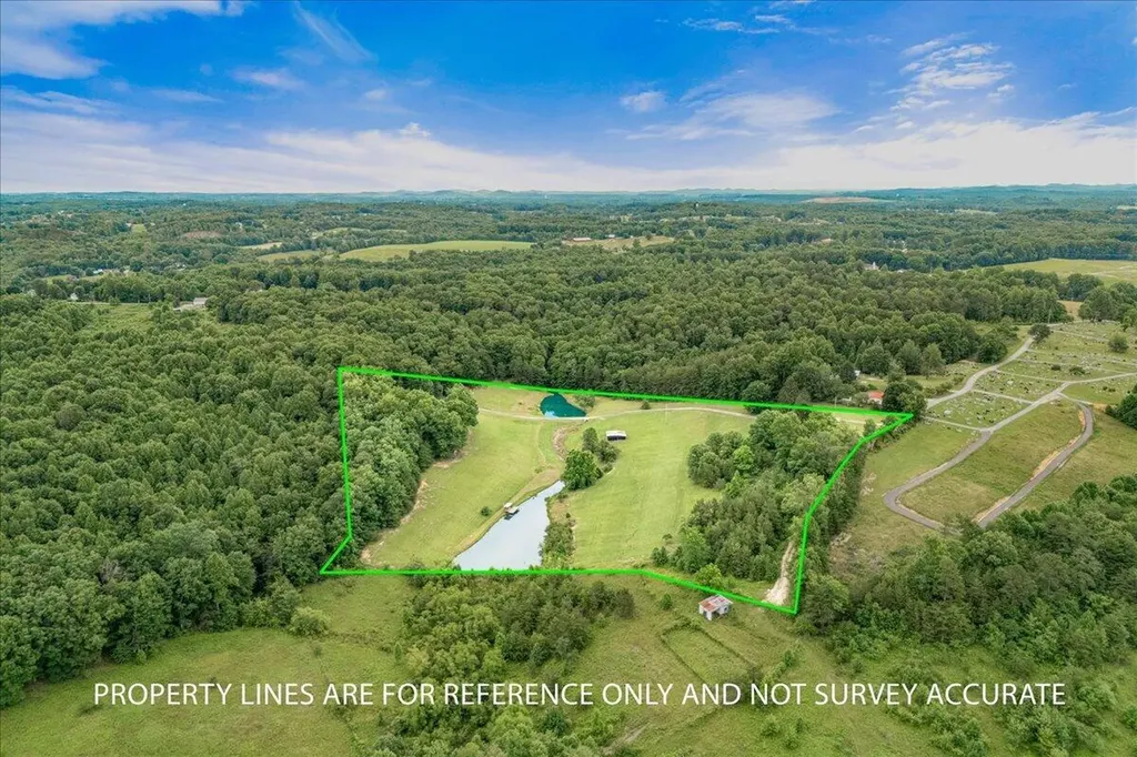 272 Locust Grove Cemetery Road London KY 40744